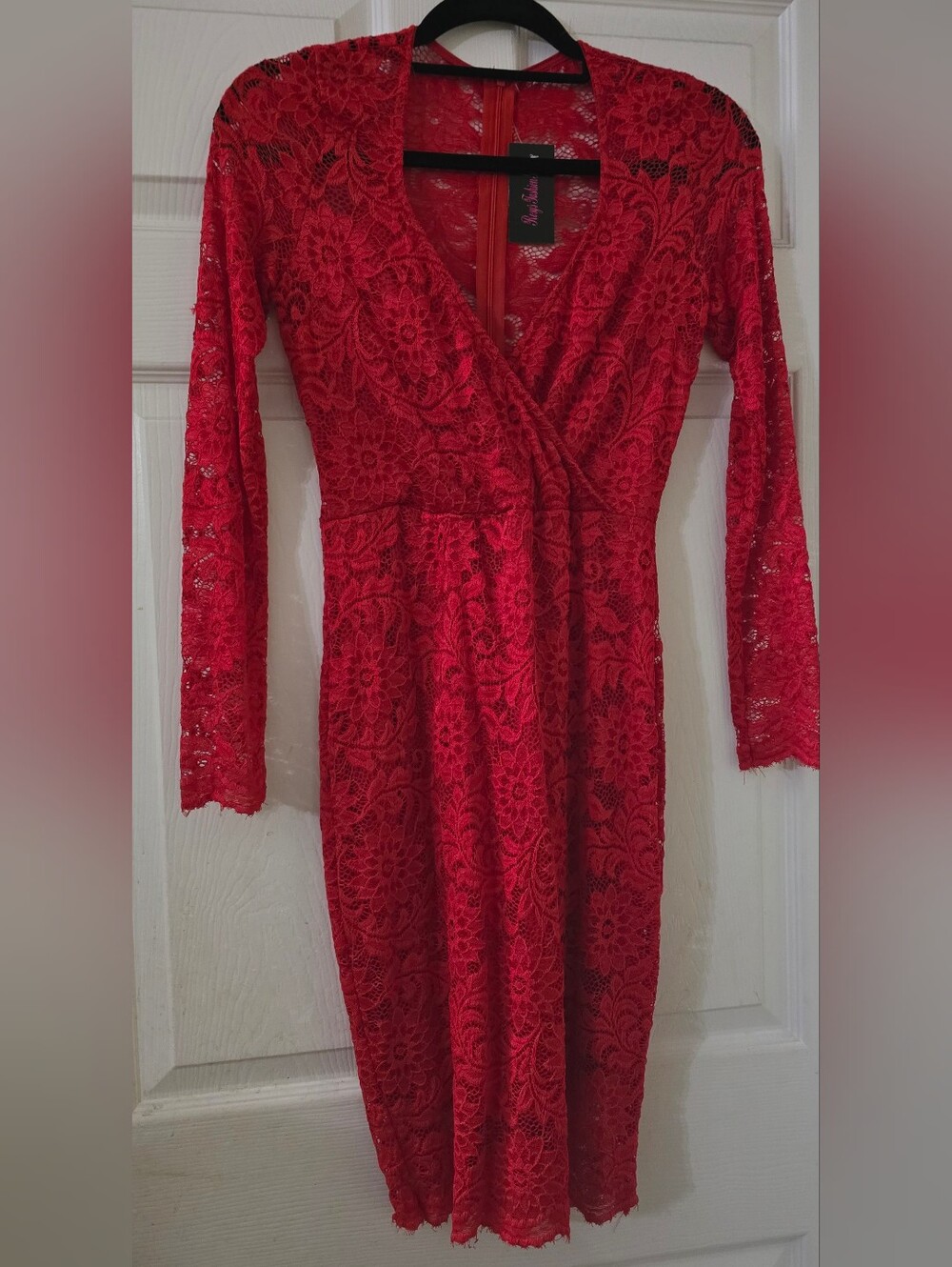 Sophie Max Red Lace Long-Sleeve Wrap Dress S